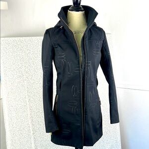 Lole Glowing Jacket  Long Hooded Belted Zip  front & pockets  Sz. XS Black